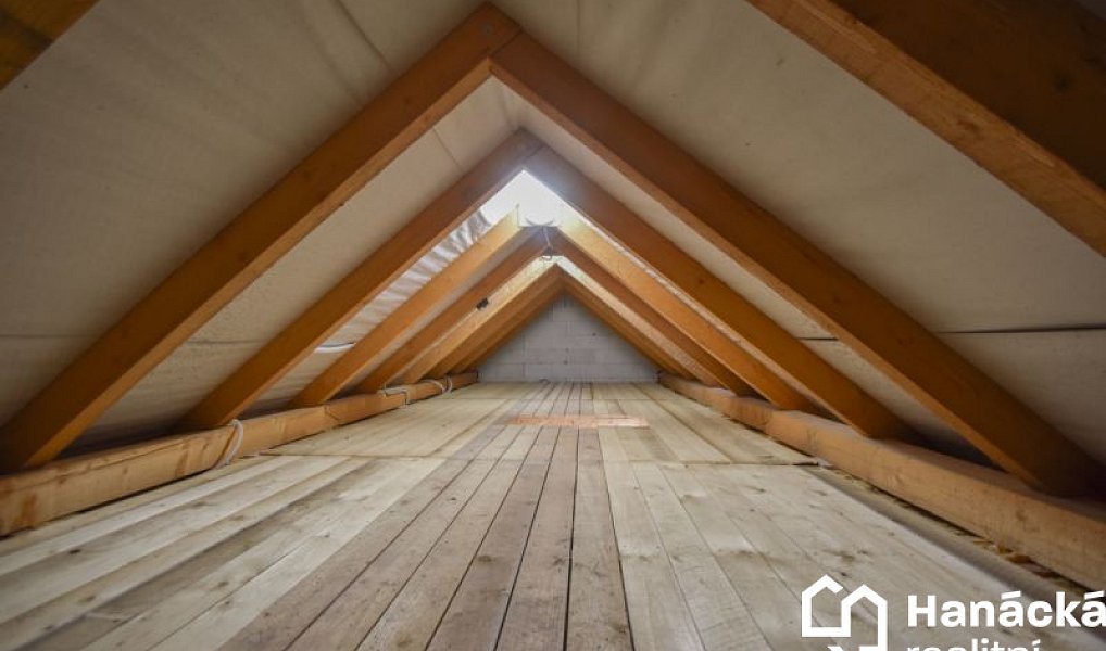 Prodej domu 160 m² s pozemkem 360 m², Holešov – náhled fotky 19