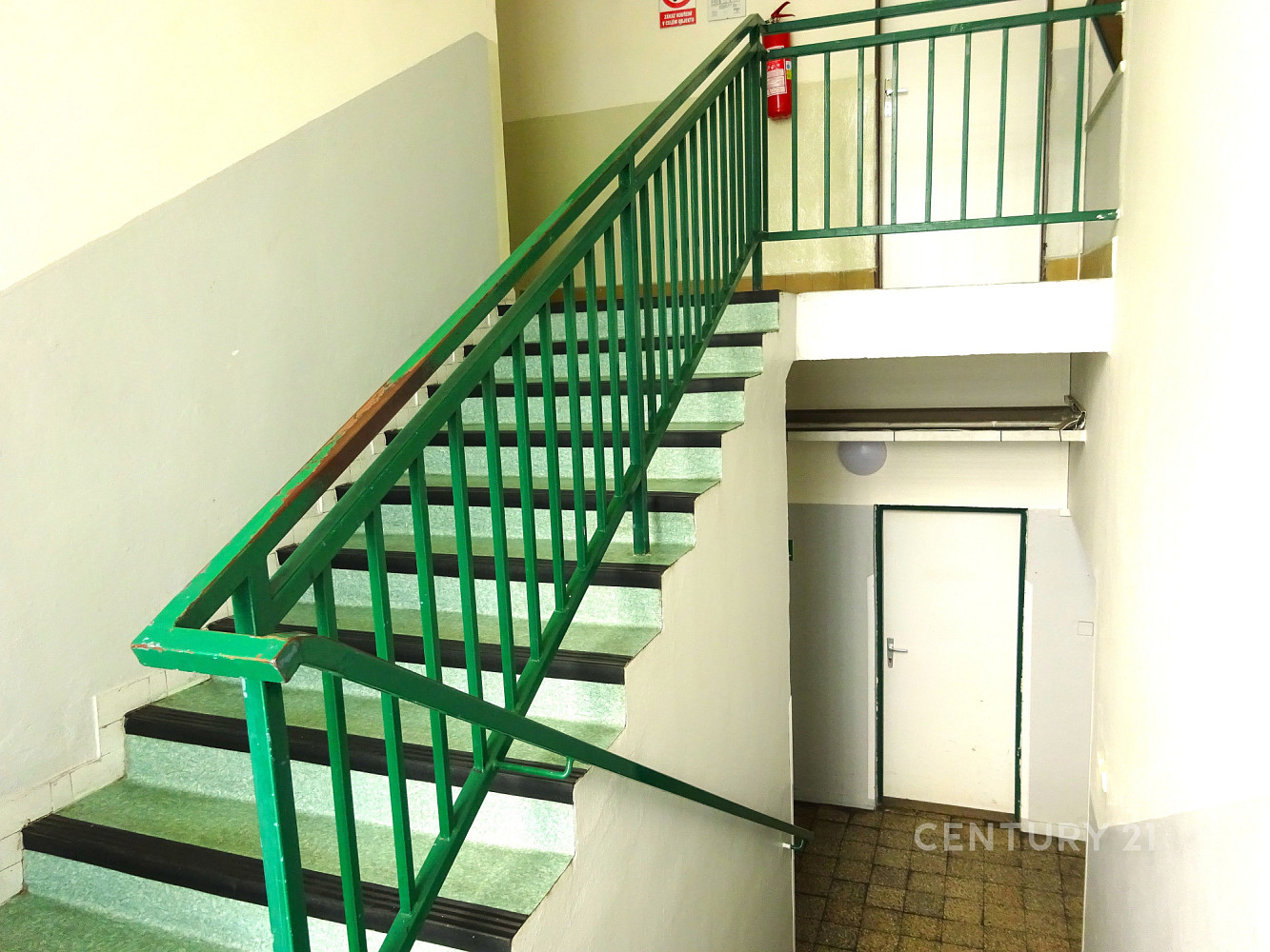 Pronájem kanceláře 27 m² — photo 5
