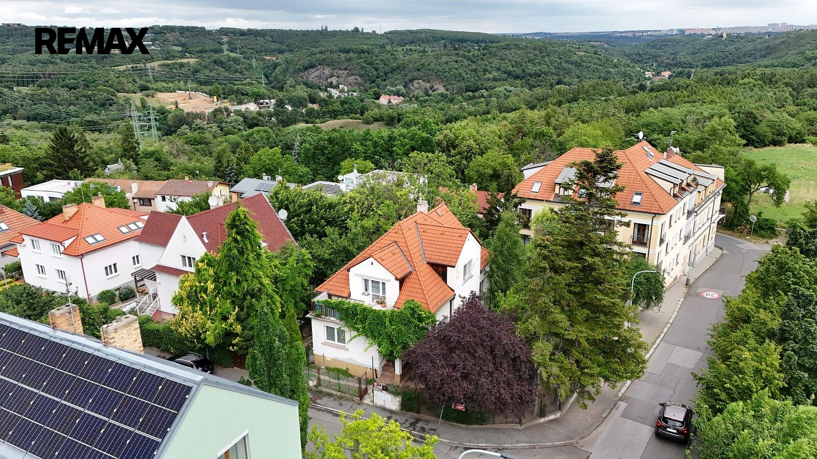 Prodej domu 162 m² s pozemkem 641 m² – fotografie 2