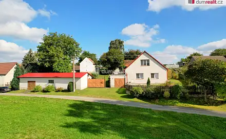 Prodej domu 486 m² s pozemkem 2 814 m², Psárov, okres Tábor