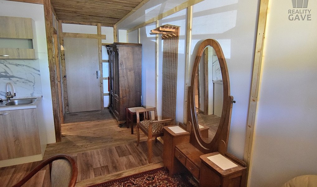 Pronájem bytu 1+kk 25 m², Čisovice – náhled fotky 9