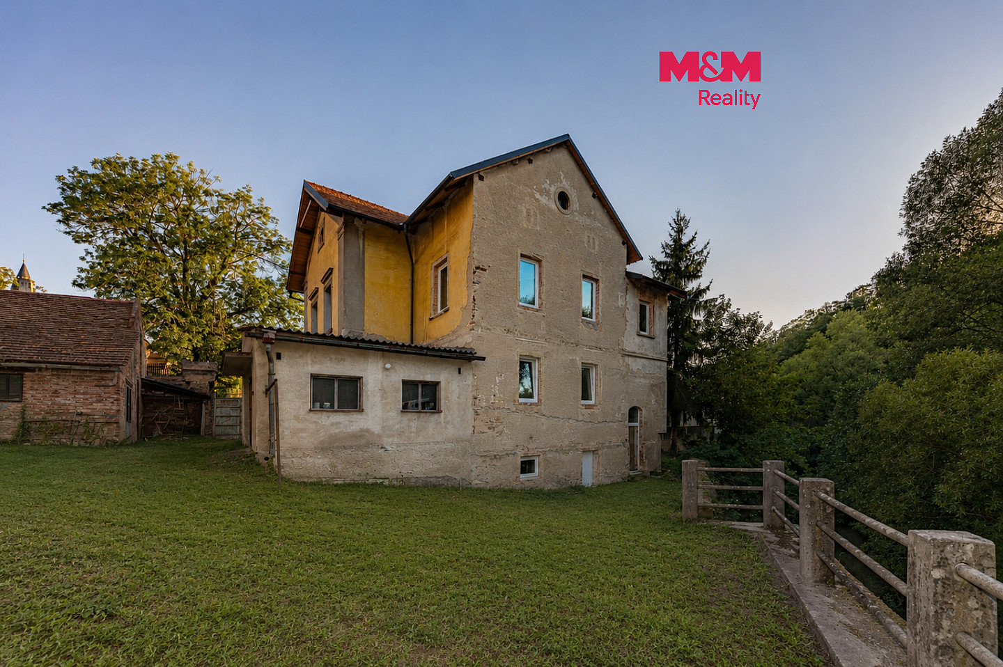 Prodej ubytovacího objektu 267 m²