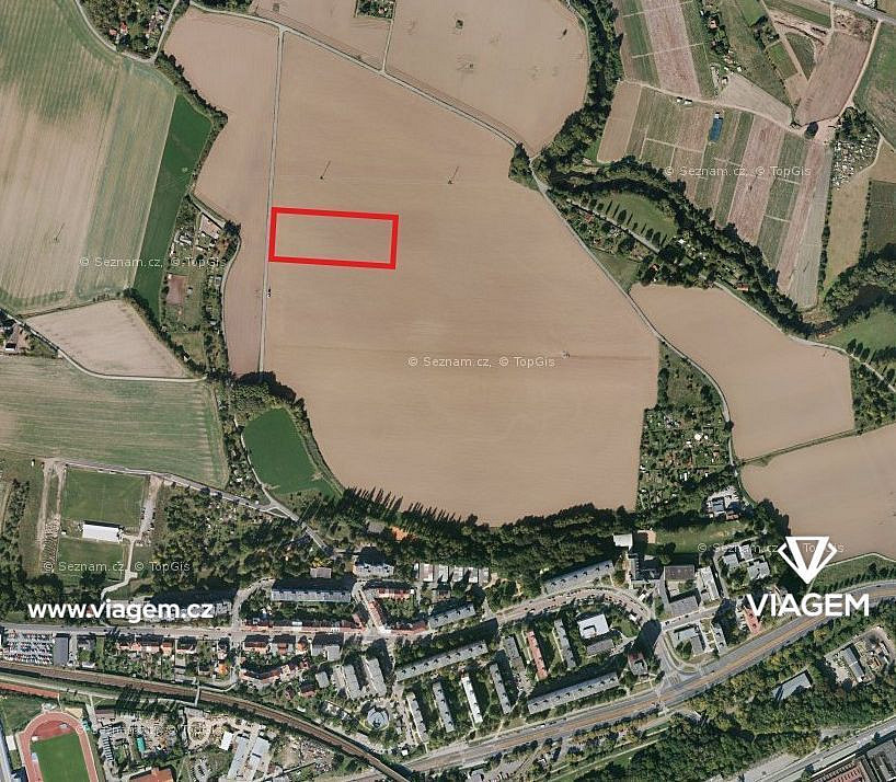 Prodej pole 1 034 m²