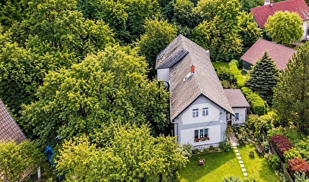 Prodej chaty/chalupy 240 m² s pozemkem 386 m², Hlohovice – náhled fotky 2