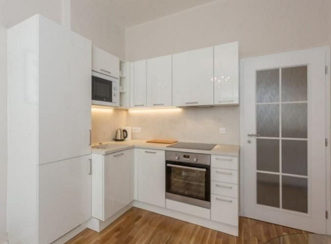 Pronájem bytu 2+kk 48 m² – fotografie 3