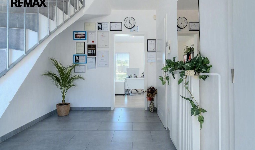 Prodej kanceláře 131 m², Šenov – náhled fotky 2