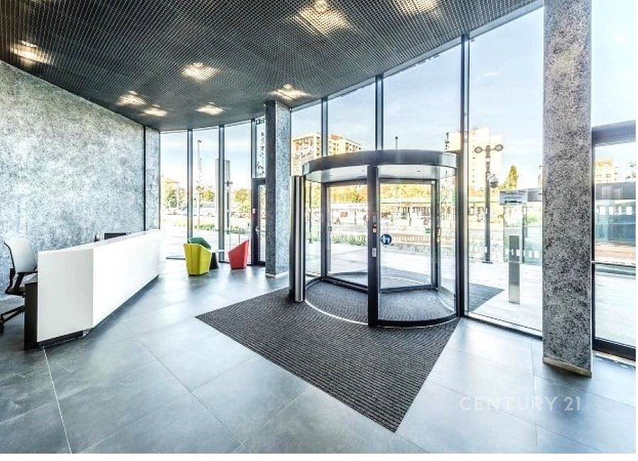 Pronájem kanceláře 166 m² — photo 3