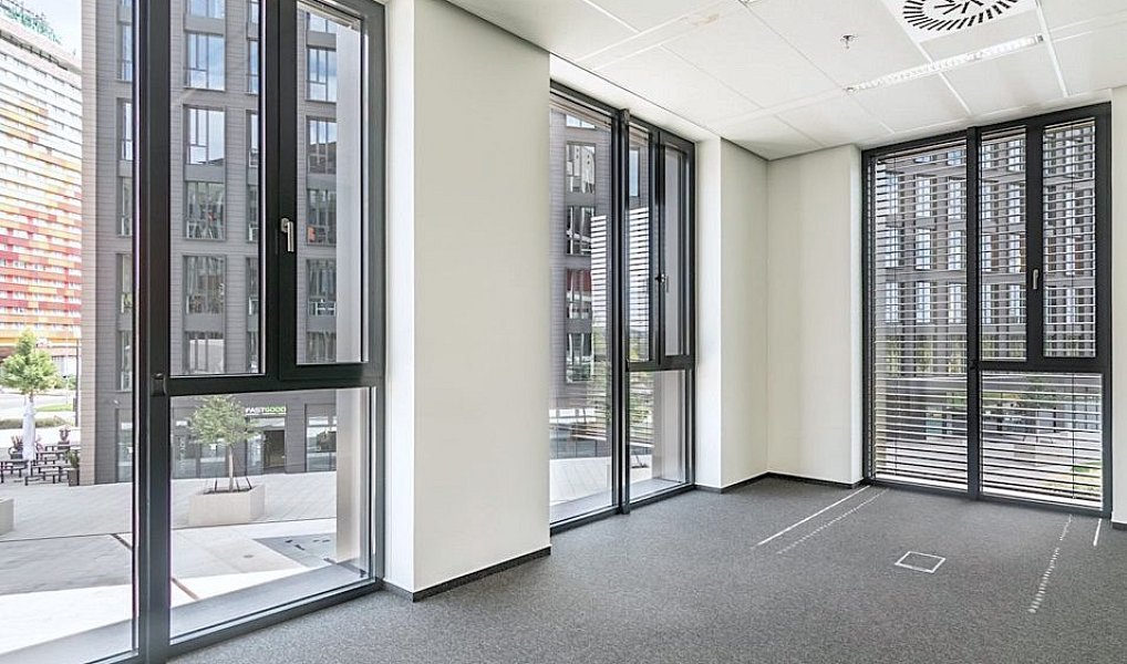 Pronájem kanceláře 337 m², Praha – náhled fotky 5