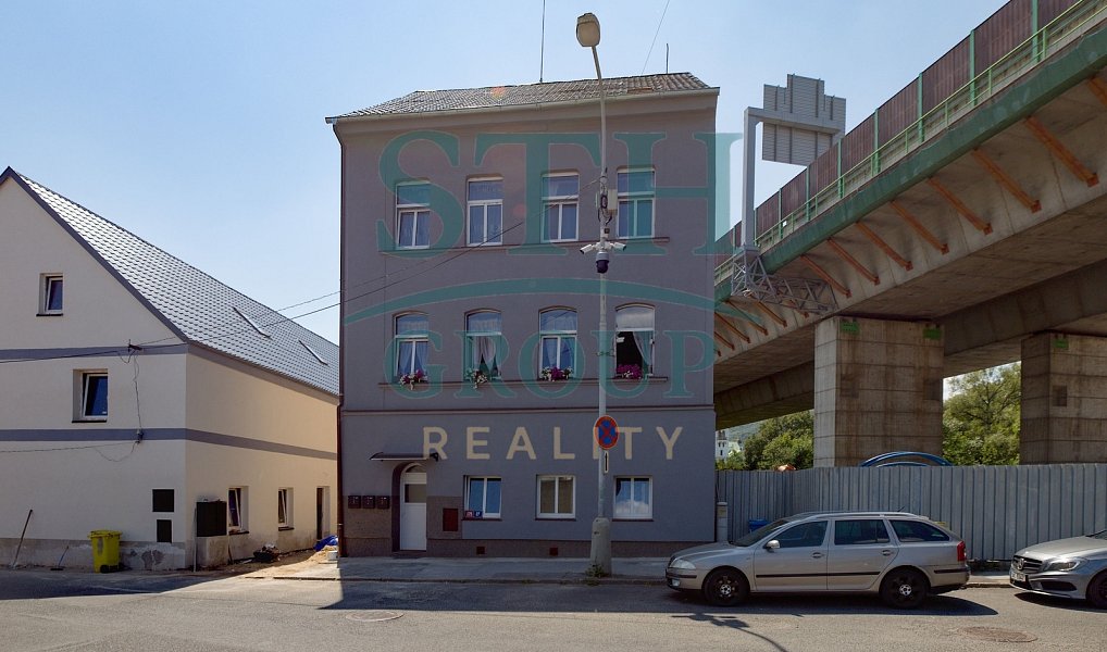 Prodej domu 300 m² s pozemkem 227 m², Trmice – náhled fotky 4