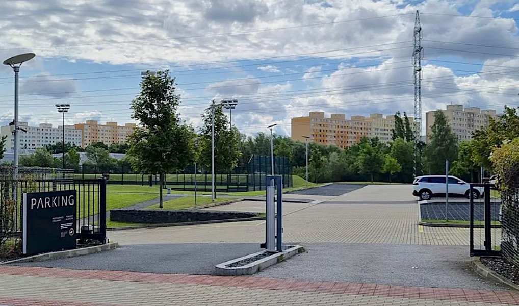 Pronájem kanceláře 349 m², Vestec – náhled fotky 6