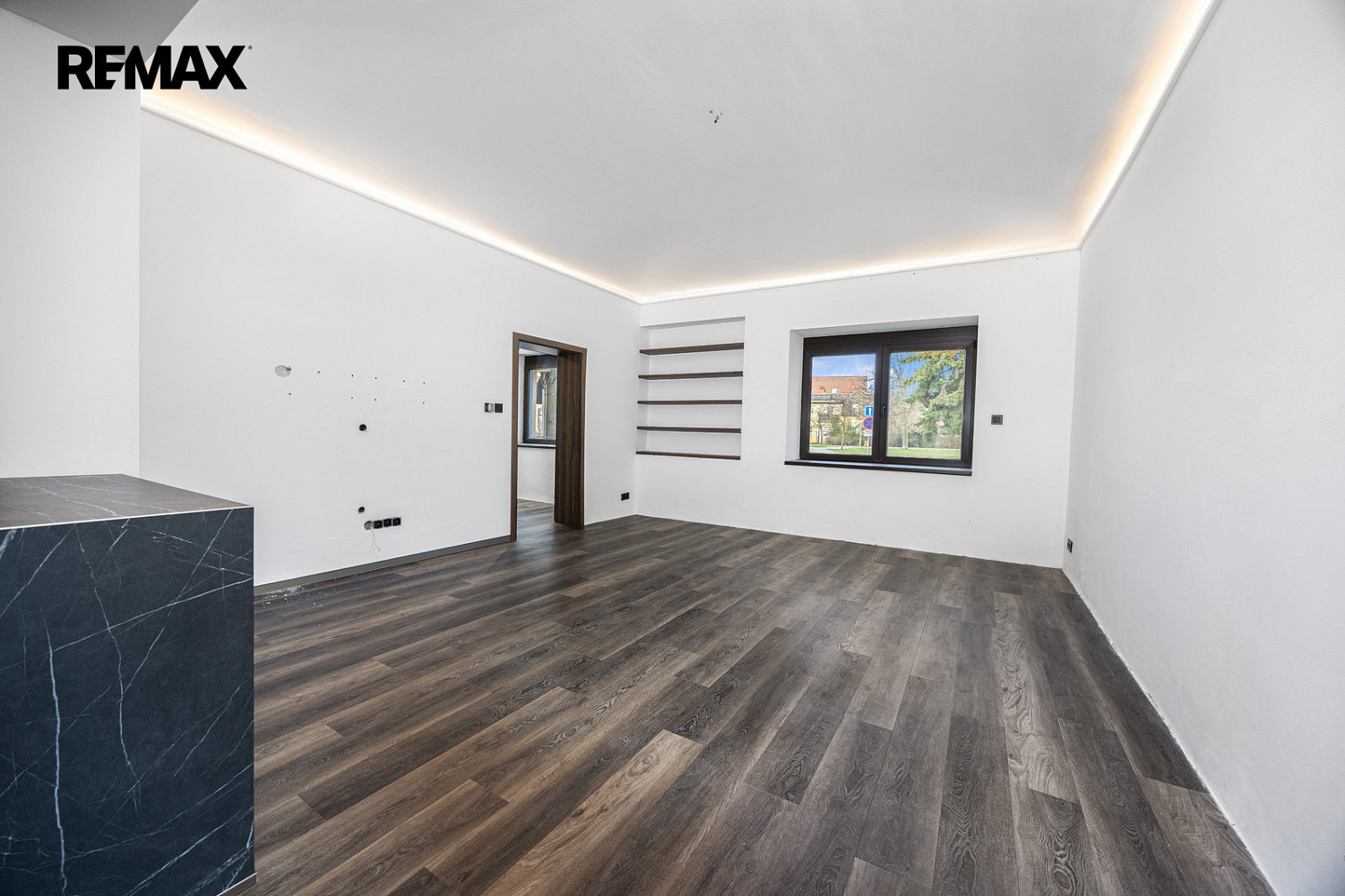 Prodej domu 240 m² s pozemkem 438 m² – fotografie 5