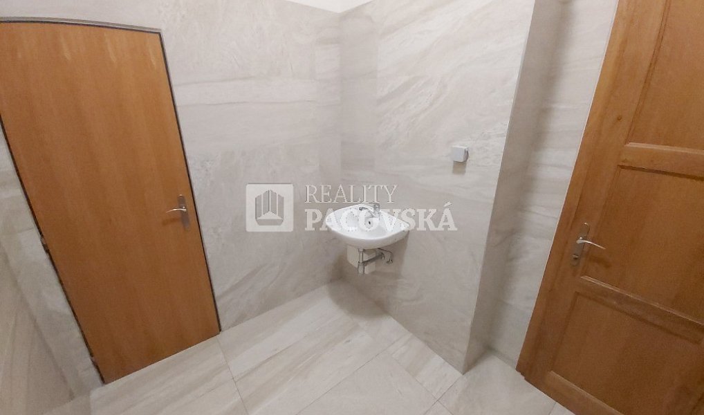 Pronájem kanceláře 27 m², Ústí nad Labem – náhled fotky 9