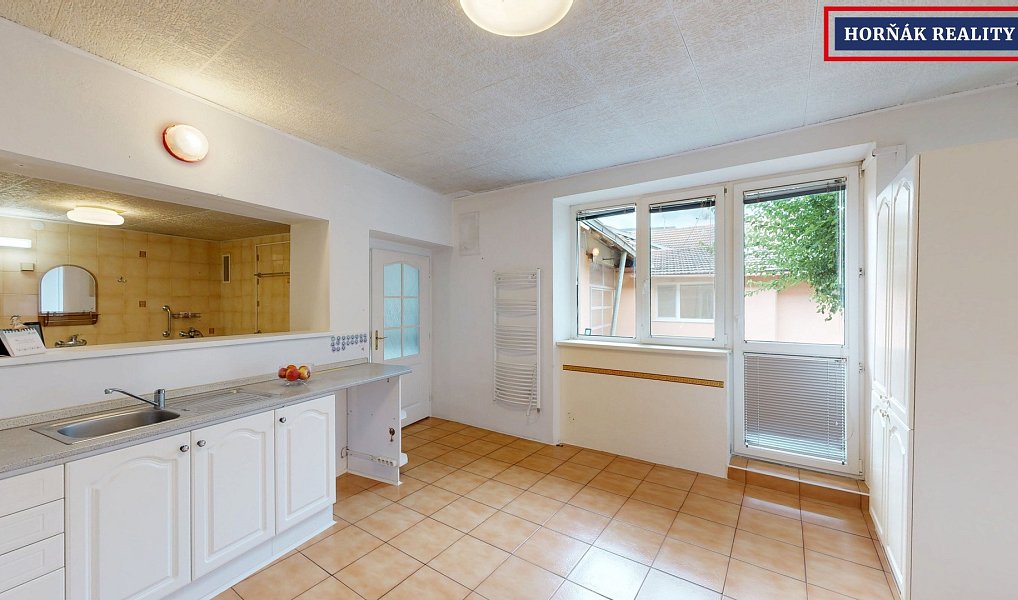 Prodej domu 195 m² s pozemkem 1 242 m², Letonice – náhled fotky 9
