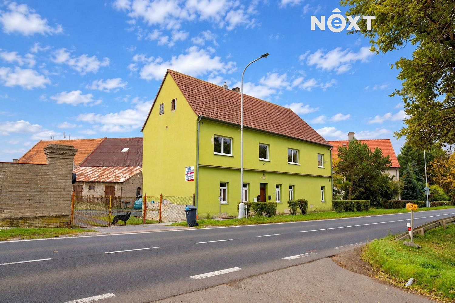Prodej domu 194 m² s pozemkem 6 626 m²
