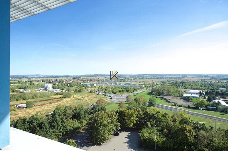 Pronájem kanceláře 70 m² – fotografie 4