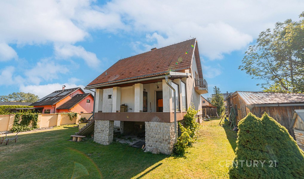 Prodej domu 128 m² s pozemkem 1 943 m², Ženklava – náhled fotky 30