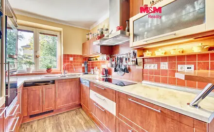 Prodej bytu 3+1 89 m², Luční, Ostrov, okres Karlovy Vary