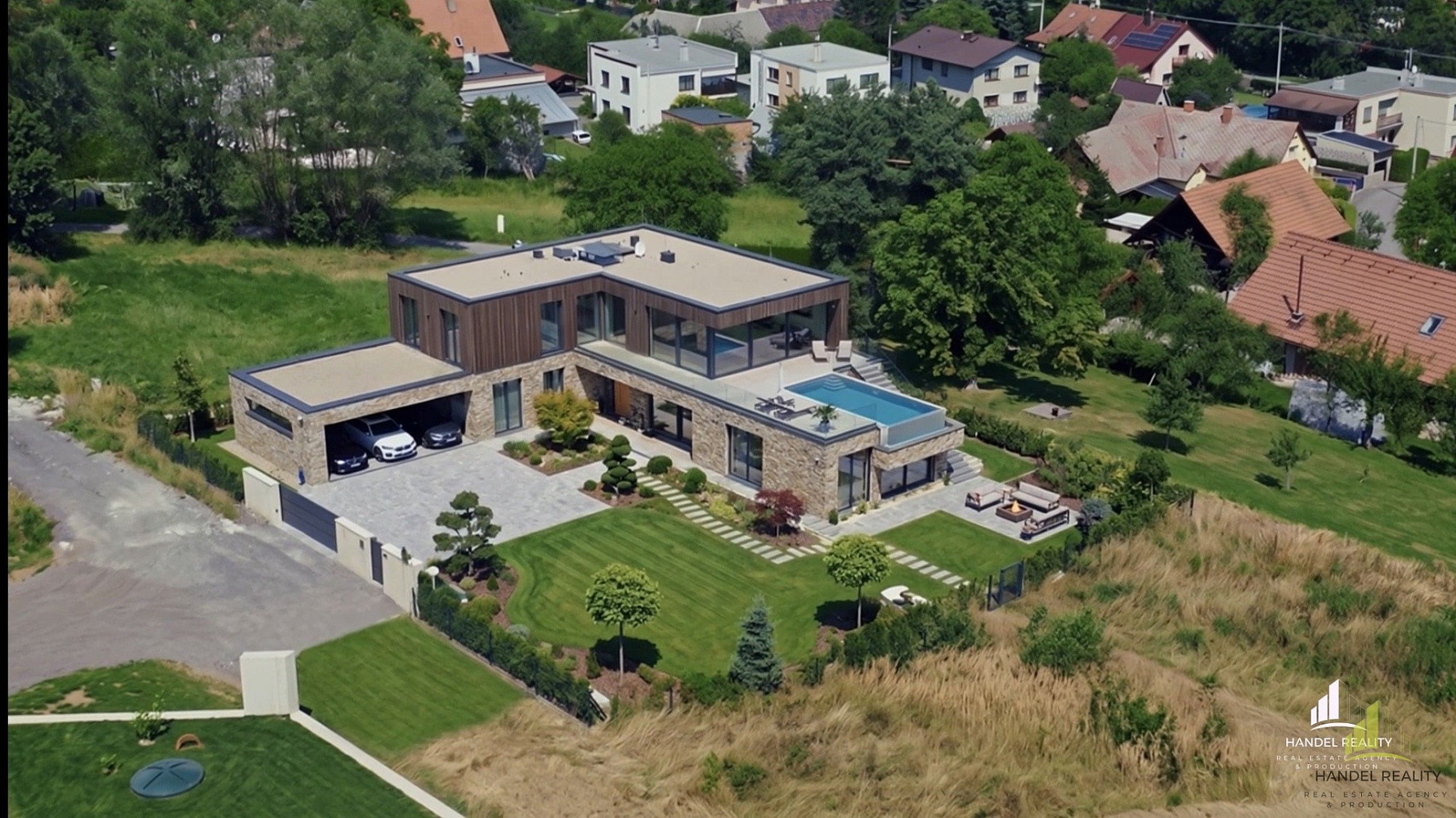Prodej stavebního pozemku 1 143 m² – fotografie 3
