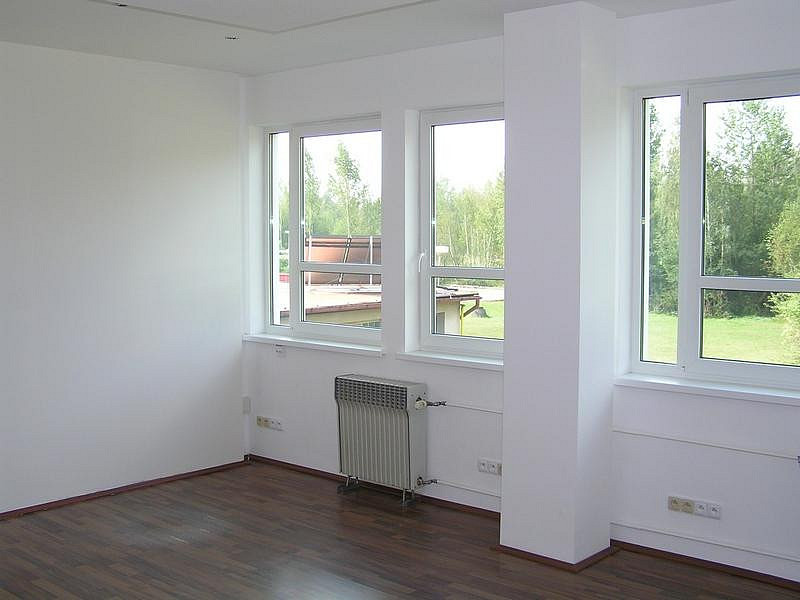 Pronájem kanceláře 43 m² – fotografie 3