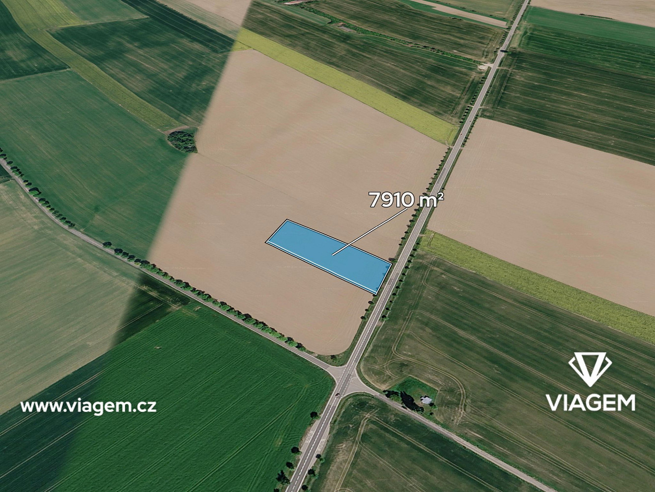 Prodej pole 1 318 m²