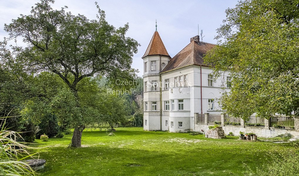Prodej domu 350 m² s pozemkem 99 663 m², Lozice – náhled fotky 4