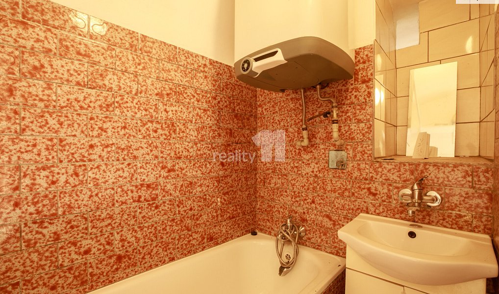 Prodej domu 220 m² s pozemkem 907 m², Žebrák – náhled fotky 46