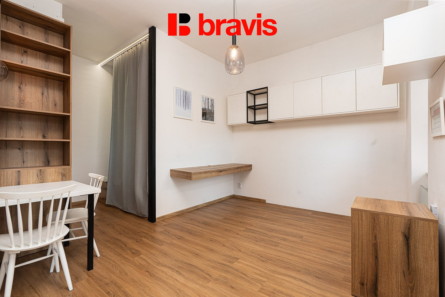 Pronájem bytu 1+kk 41 m² – fotografie 2
