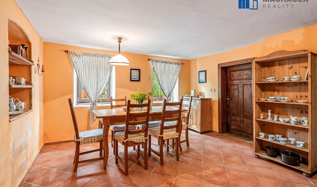 Prodej domu 182 m² s pozemkem 184 m², Moldava – náhled fotky 4