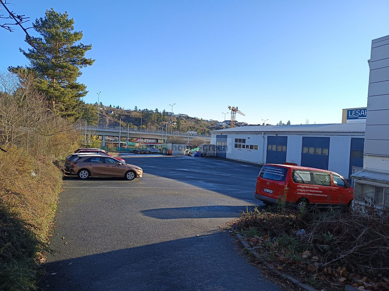 Prodej skladovacích prostor 600 m²