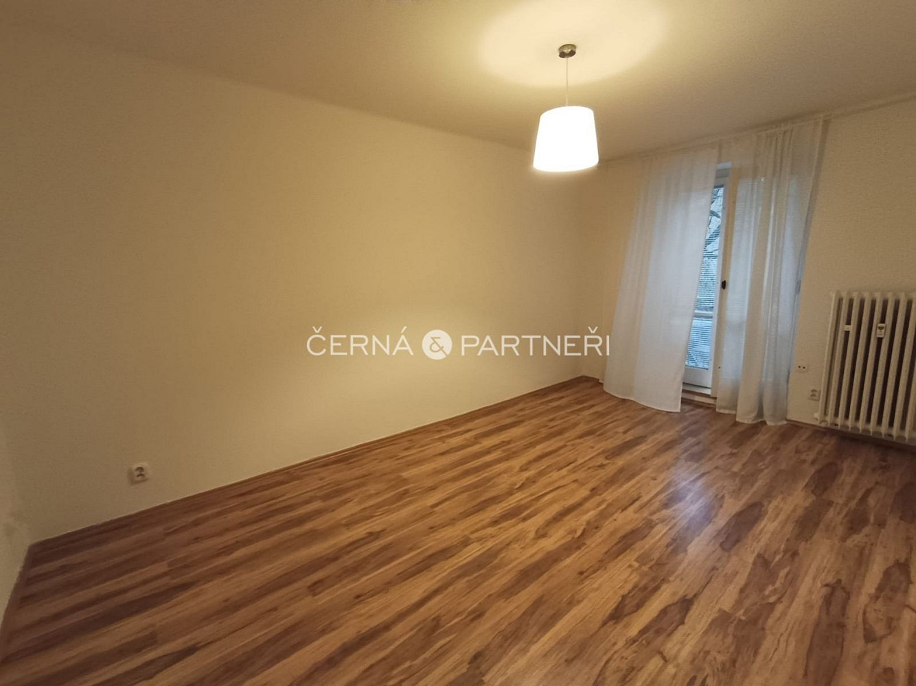 Pronájem bytu 1+1 47 m² — photo 2