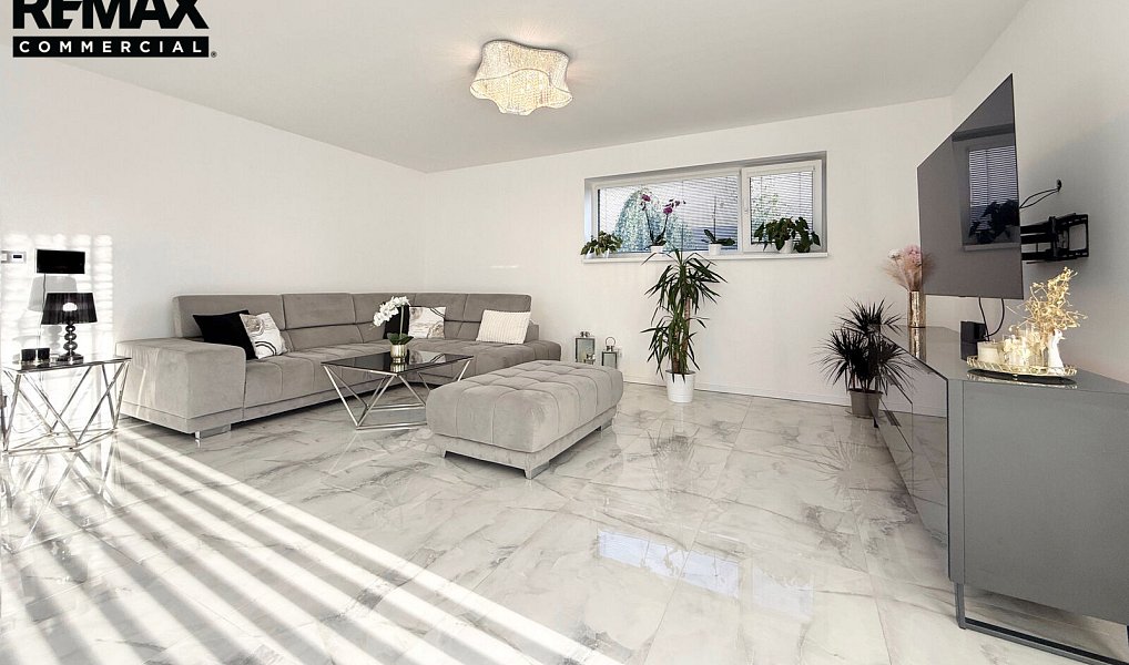 Prodej domu 220 m² s pozemkem 726 m², Polerady – náhled fotky 16