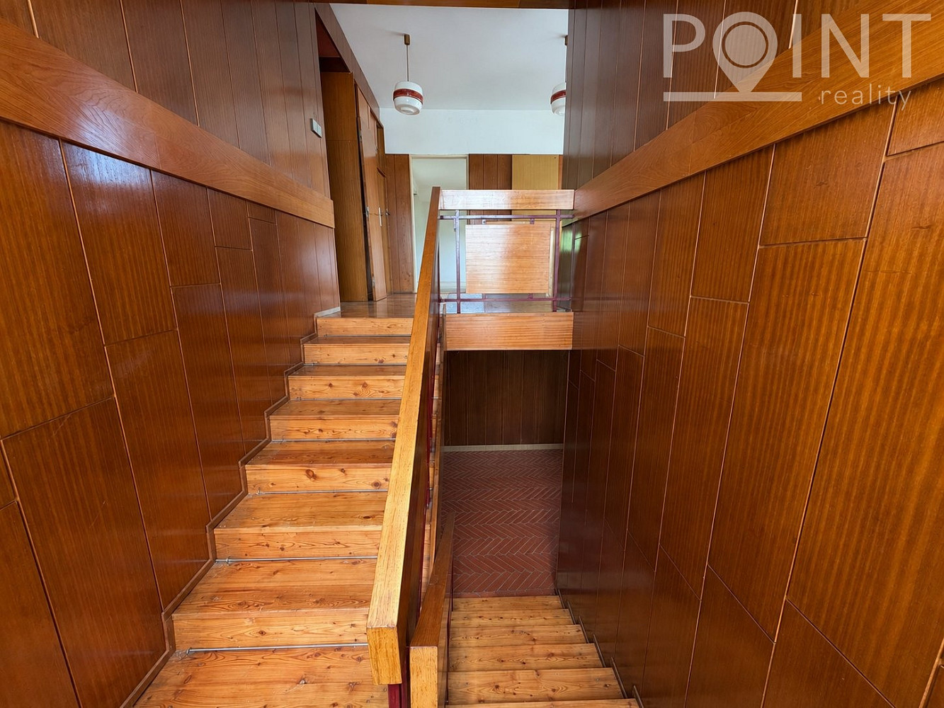 Prodej domu 210 m² s pozemkem 1 120 m² – fotografie 3