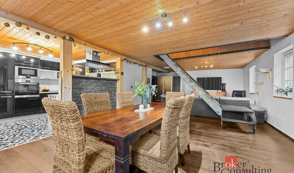 Prodej domu 650 m² s pozemkem 906 m², Strážné – náhled fotky 26