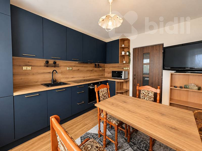 Pronájem bytu 2+1 78 m² – fotografie 2