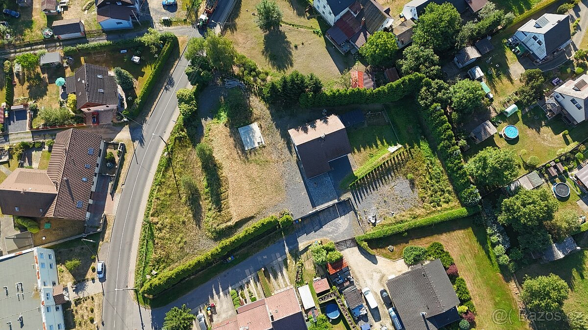Prodej stavebního pozemku 562 m² – fotografie 4