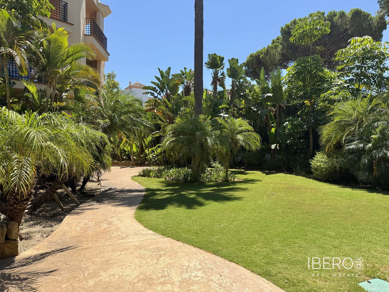Piso 3+kk – Marbella, Nueva Andalucía - Vista 5