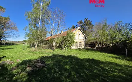 Prodej domu 90 m² s pozemkem 6 061 m², Bečváry - Horní Jelčany, okres Kolín