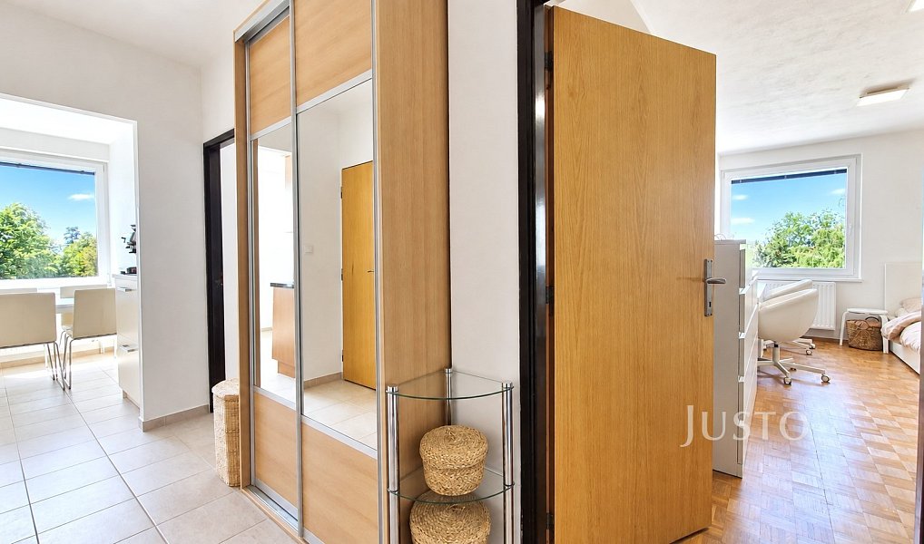 Prodej bytu 3+1 68 m², Písek – náhled fotky 18