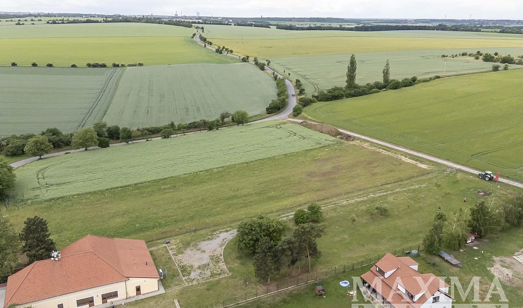 Prodej stavebního pozemku 1 208 m², Číčovice – náhled fotky 9