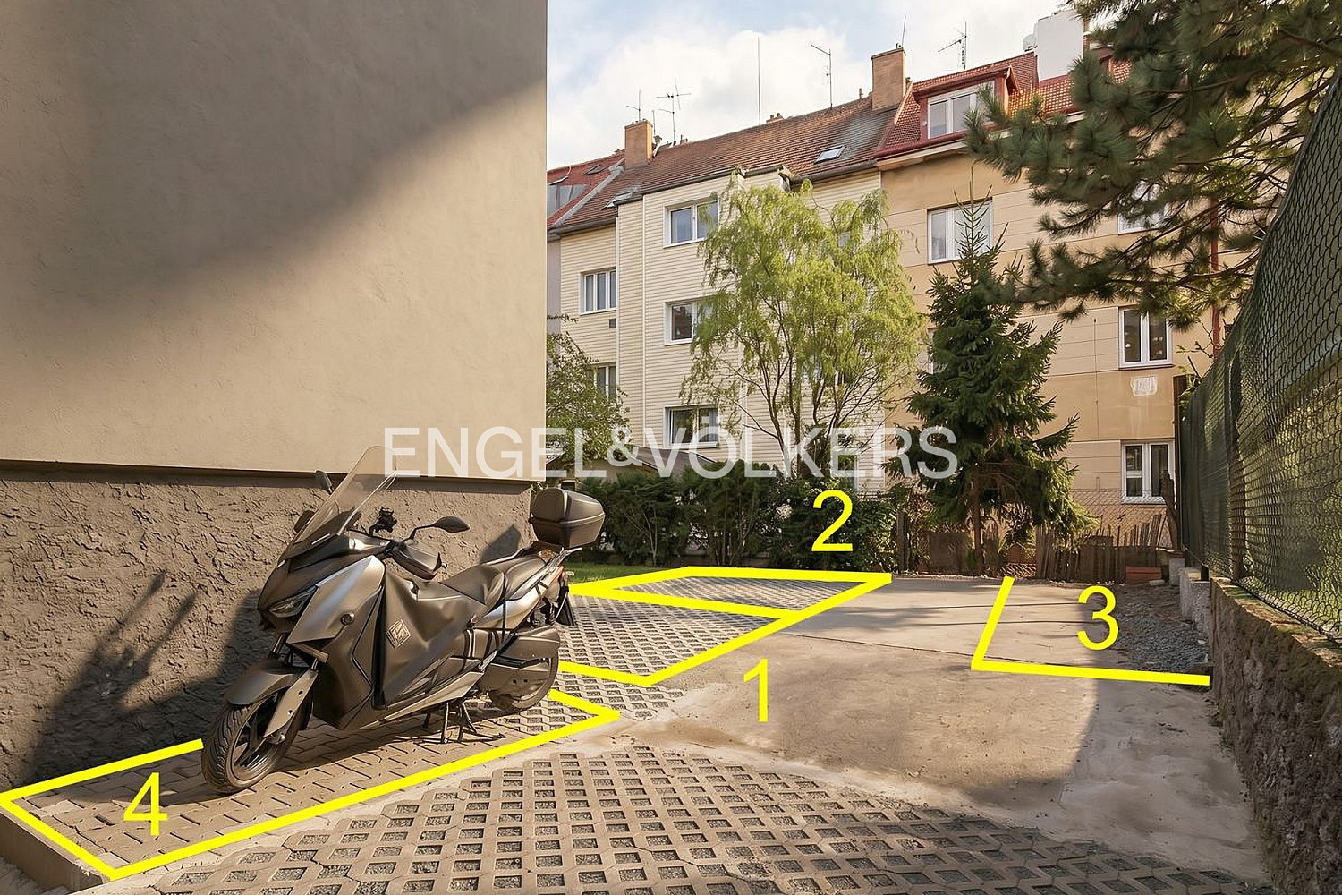Pronájem komerčního objektu (jiného typu) 13 m² – fotografie 2