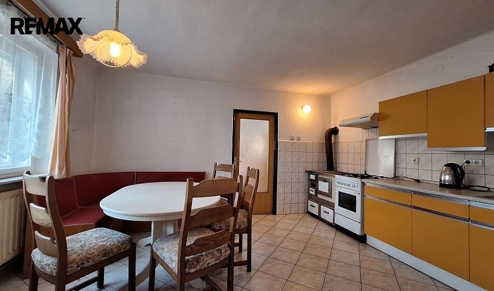Prodej domu 130 m² s pozemkem 488 m², Strunkovice nad Blanicí – náhled fotky 8