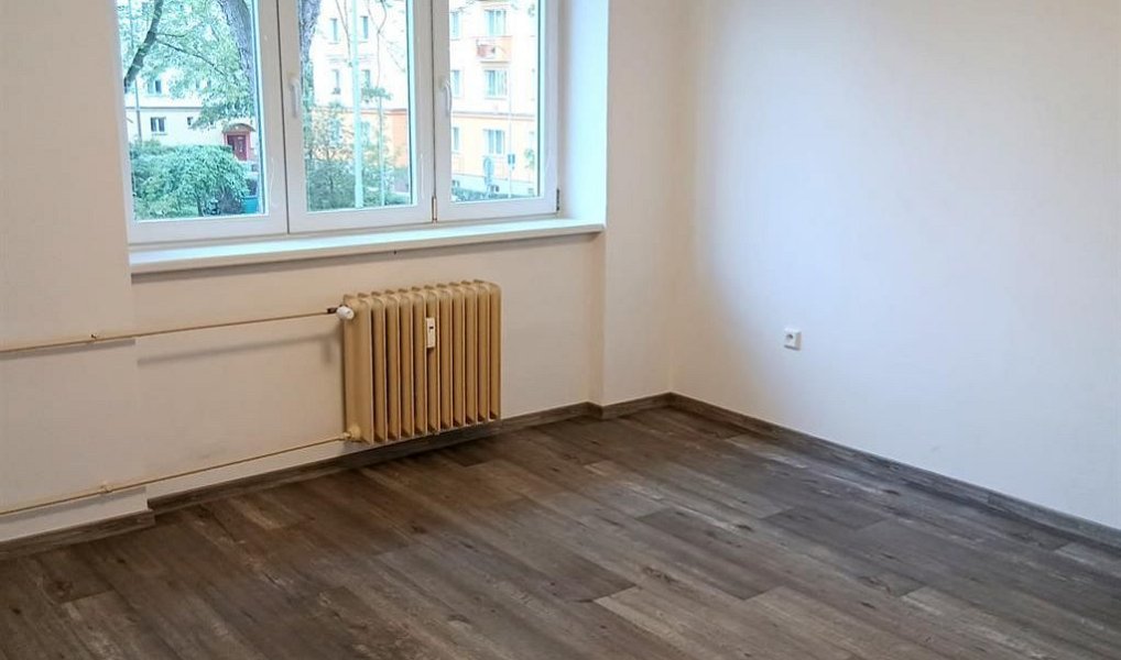 Pronájem bytu 2+1 55 m², Pardubice – náhled fotky 5