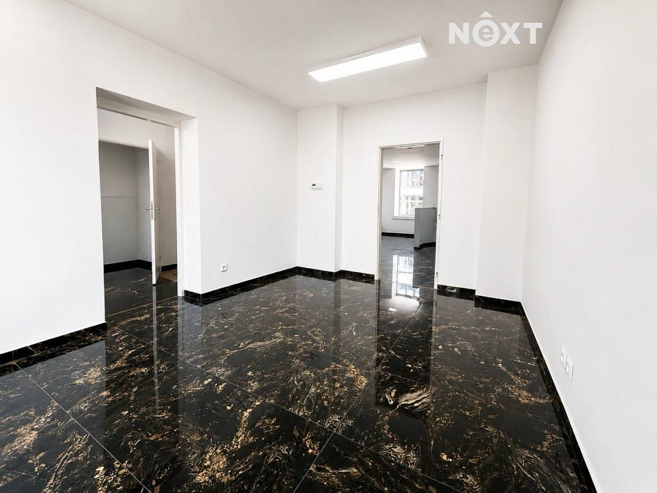 Pronájem komerčního objektu (jiného typu) 83 m² — photo 3