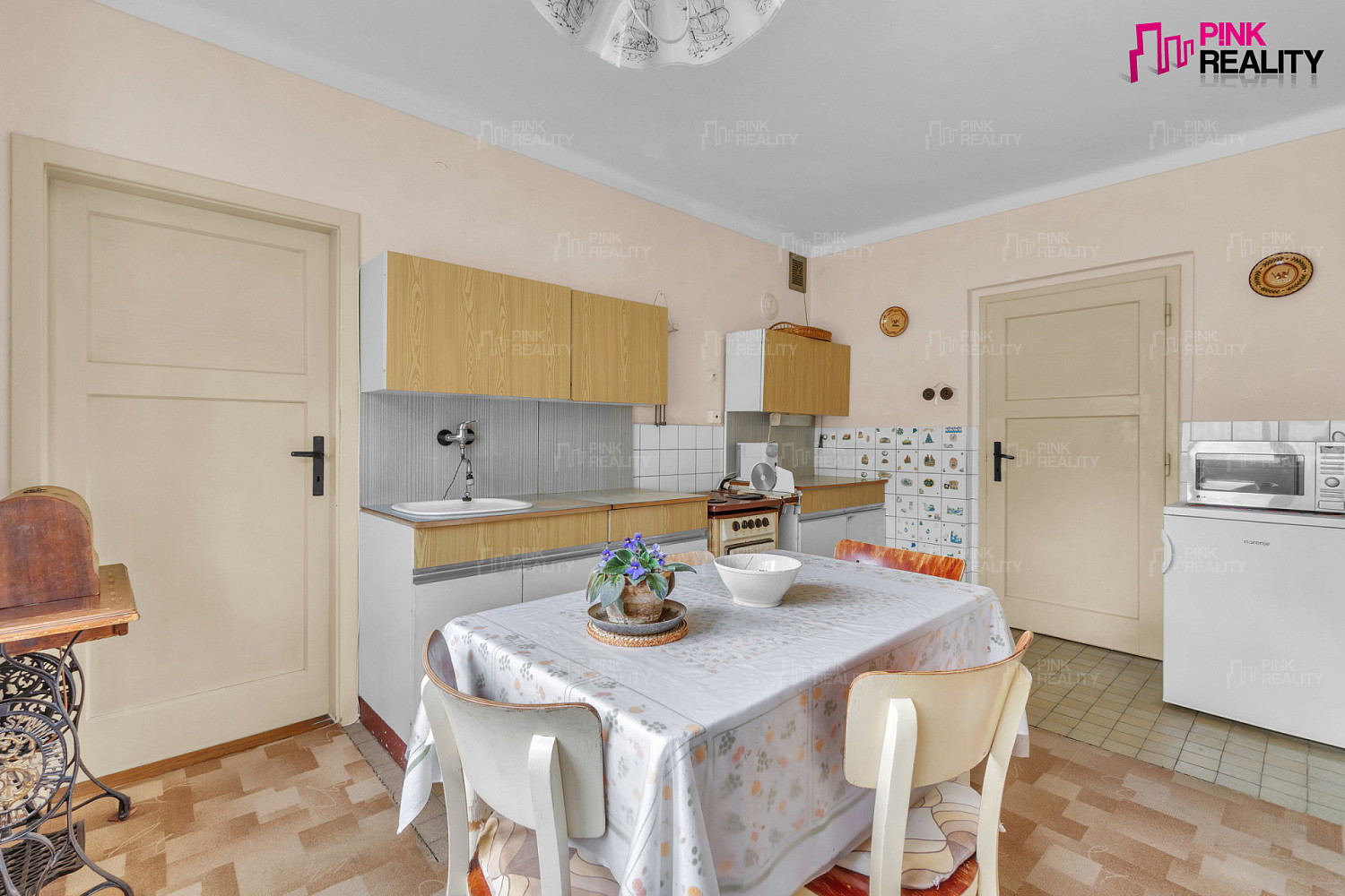Prodej domu 179 m² s pozemkem 1 613 m² – fotografie 3