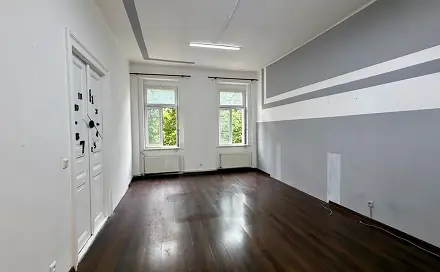 Pronájem bytu 2+1 68 m², 26. dubna, Cheb