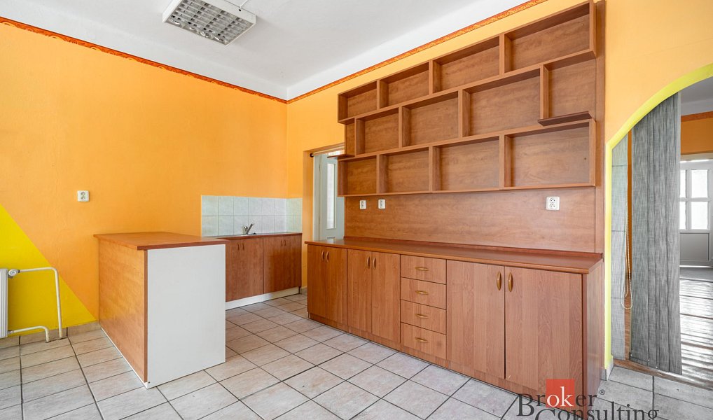 Prodej domu 185 m² s pozemkem 160 m², Plesná – náhled fotky 3