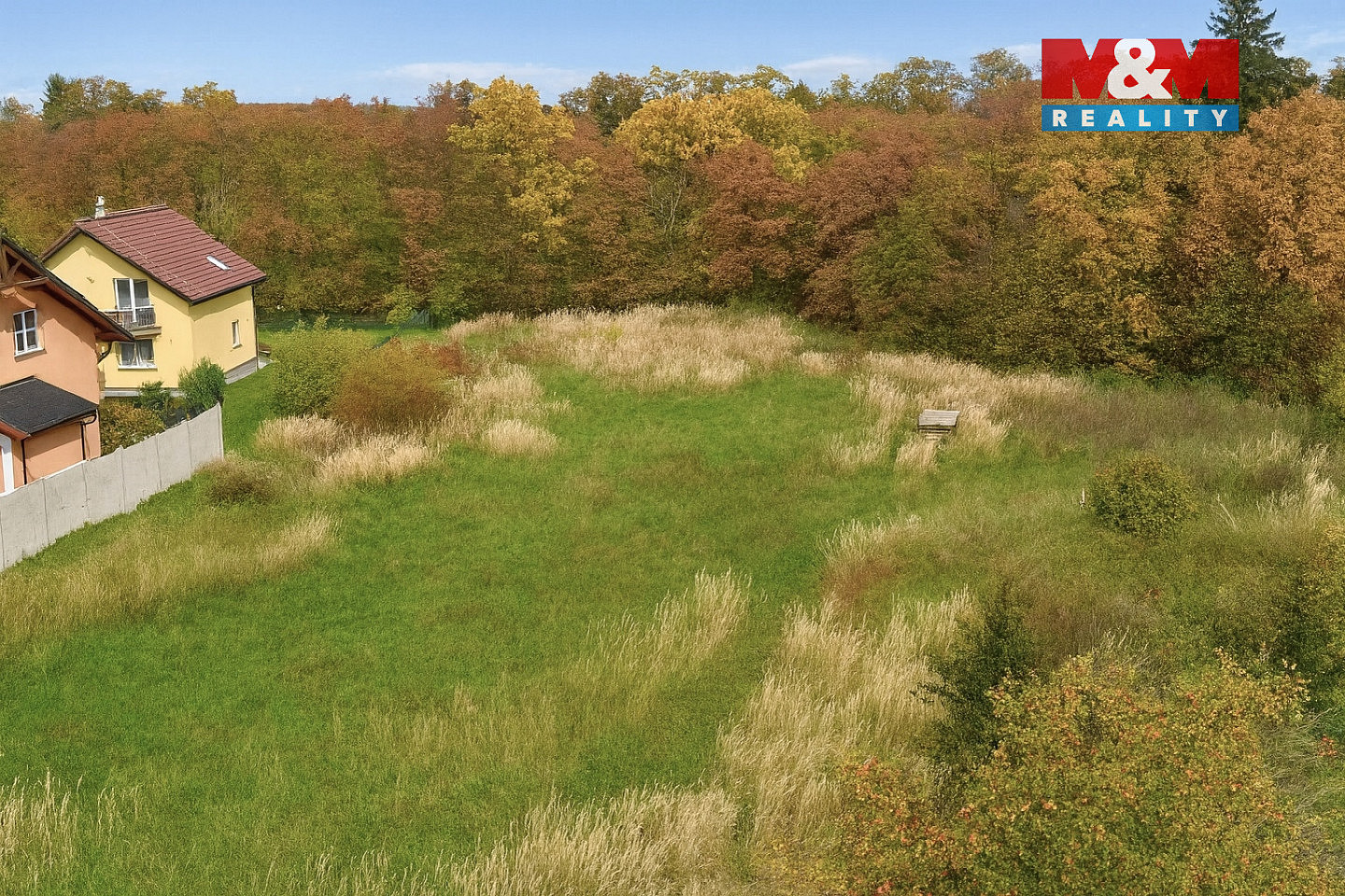 Prodej stavebního pozemku 1 106 m² – pohled 2