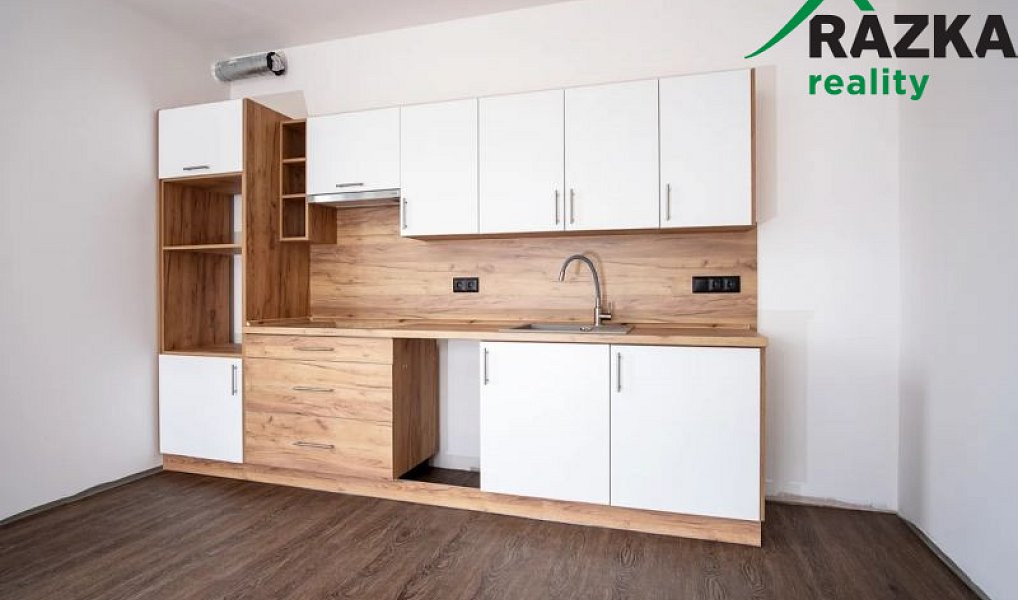 Prodej bytu 3+kk 69 m², Tachov – náhled fotky 2