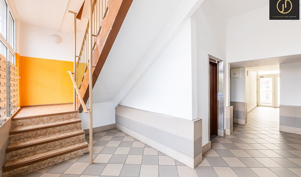 Prodej bytu 4+1 71 m², Praha – náhled fotky 17