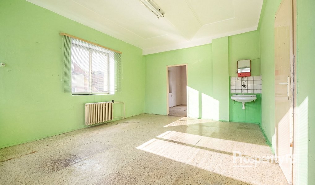 Prodej domu 200 m² s pozemkem 396 m², Hostomice – náhled fotky 7